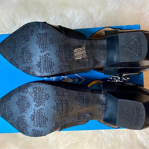Brand new John Fluevog Truths Alison - Sexy Skull-Buckled Mary Jane - Picture 5 of 9
